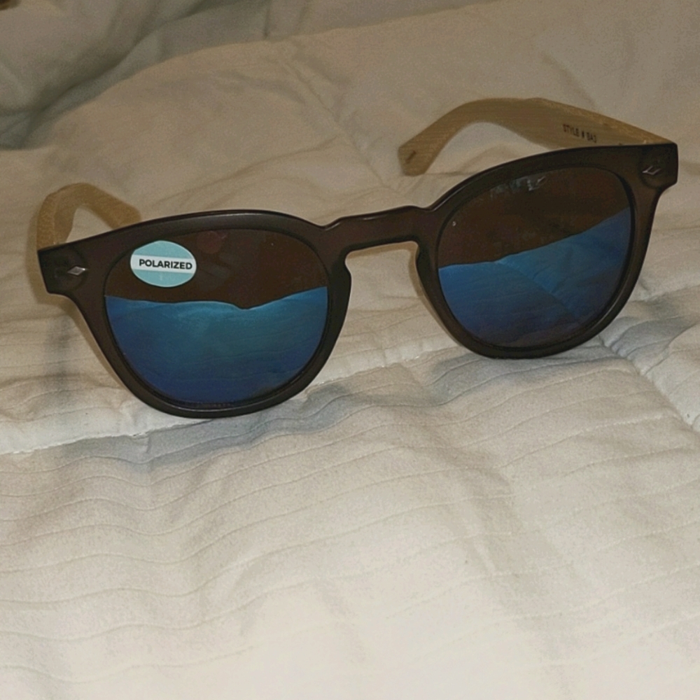 💥🕶️PUGS NWT SUNGLASSES
